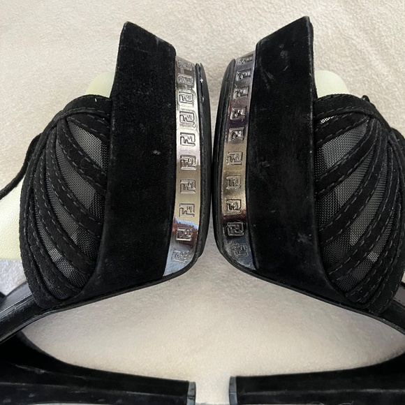 Fendi Black Leather Platform Sandals.  Size 38.5 US 8.5 - Picture 6 of 14